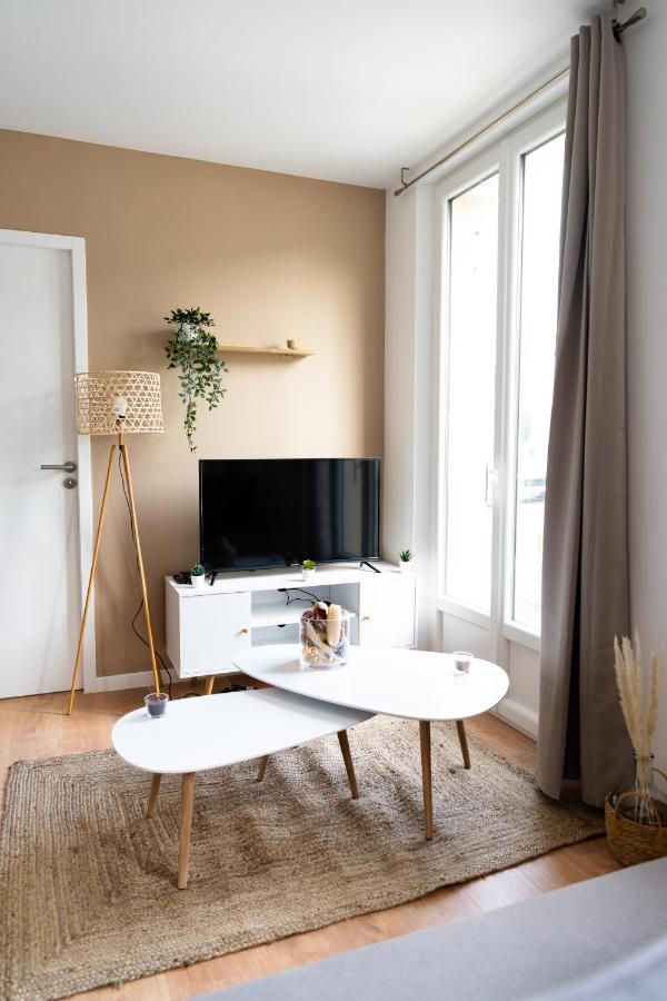 Appartement Cosy Avec Parking Prive A Saumur Kültér fotó