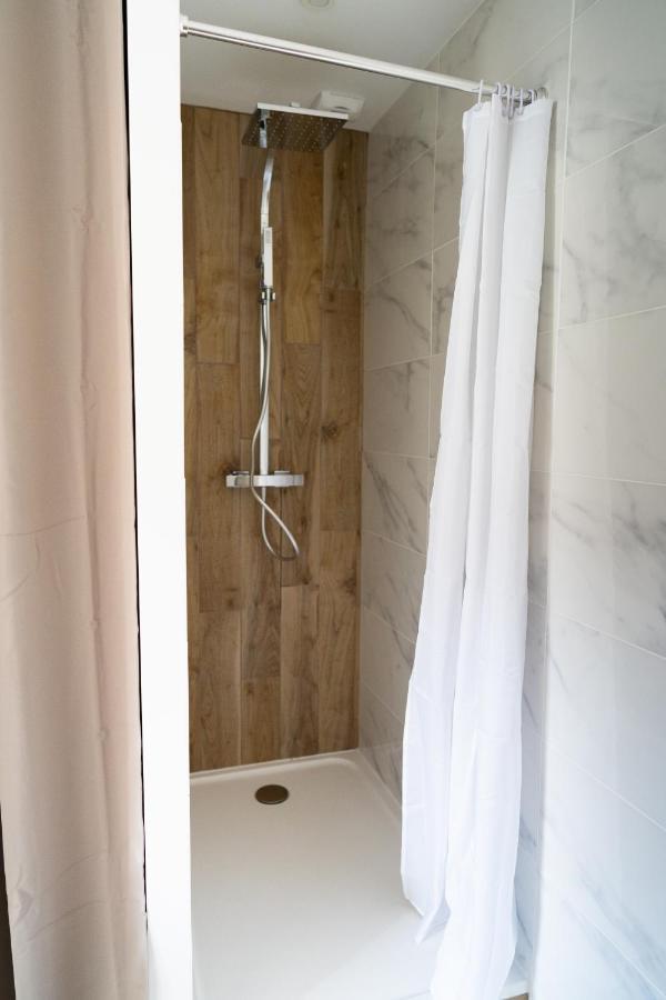 Appartement Cosy Avec Parking Prive A Saumur Kültér fotó